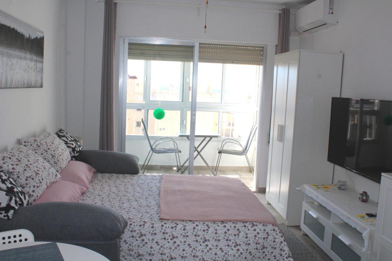 Charming Studio Nerja With Pool المظهر الخارجي الصورة
