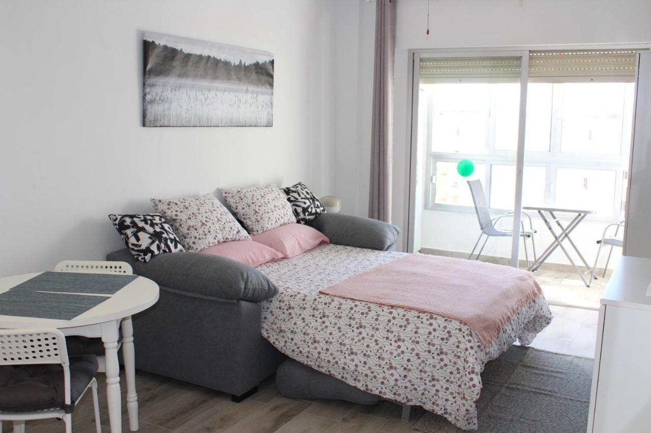 Charming Studio Nerja With Pool المظهر الخارجي الصورة
